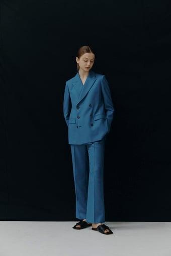 본문 이미지 - 스튜디오 톰보이가 선보인 '20SS 아틀리에 라인' 뉴 포멀 오피스룩.ⓒ 뉴스1