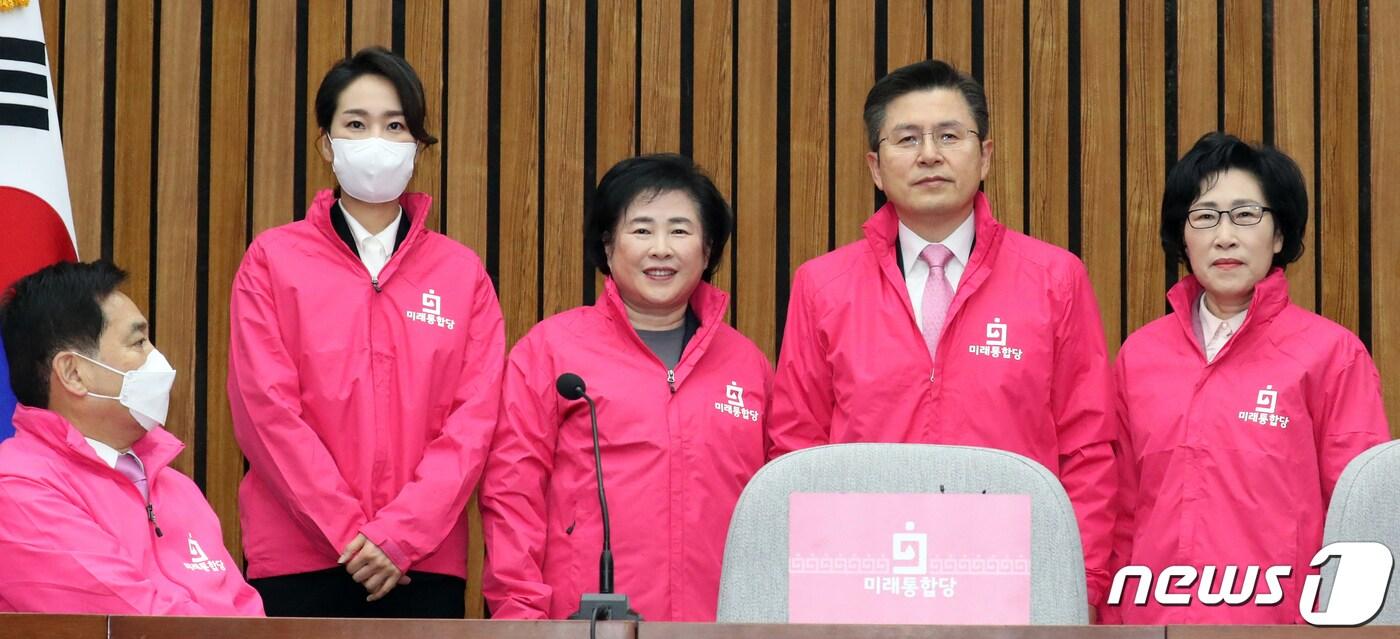 지난 2일 미래통합당에 입당한 김수민·신용현·김삼화 의원. 2020.3.2/뉴스1 ⓒ News1 김명섭 기자