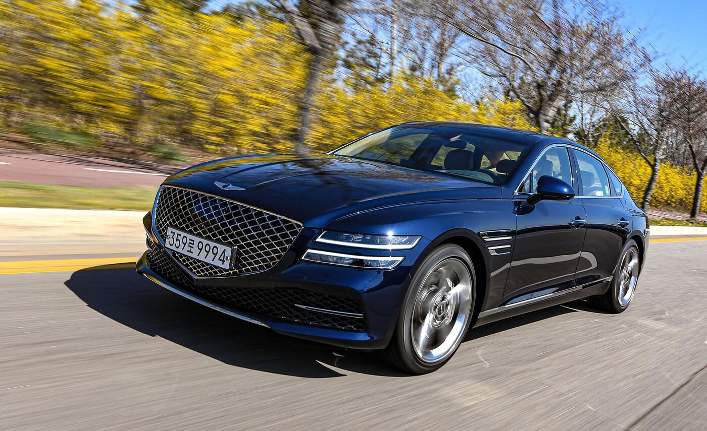 본문 이미지 - 제네시스 G80 3세대 모델의 주행 모습. (제네시스 제공) ⓒ 뉴스1