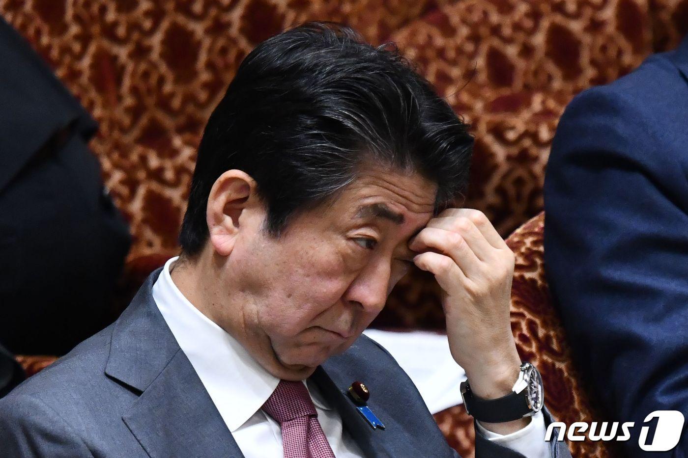본문 이미지 - 아베 신조(安倍晋三) 일본 총리 ⓒ AFP=뉴스1