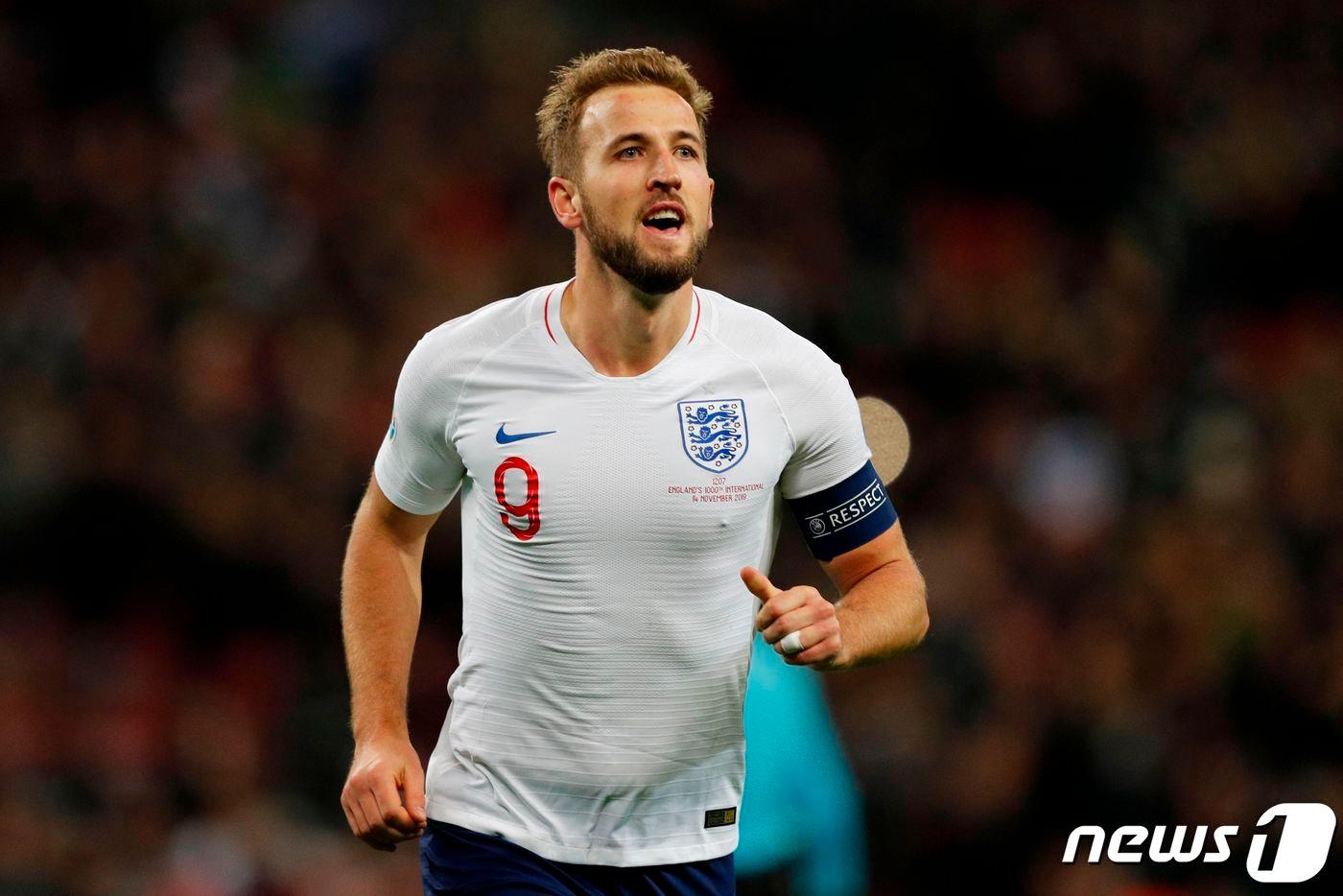 맨유 출신의 레전드 게리 네빌이, 잉글랜드 대표팀의 주장을 맡고 있는 케인은 결국 맨유로 이적할 것이라 전망했다. ⓒ AFP=뉴스1