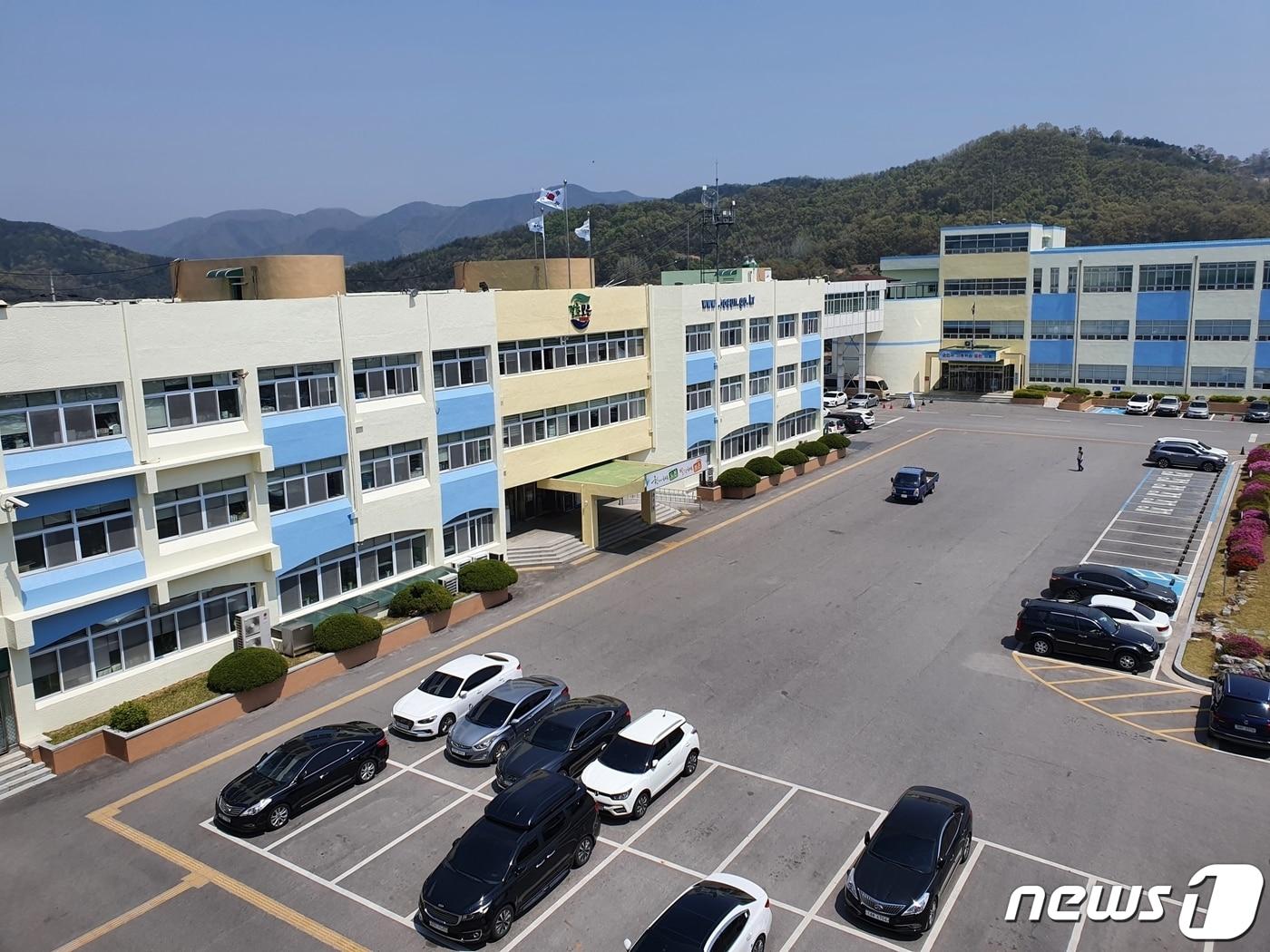 본문 이미지 - 충북 보은군청 전경./뉴스1 ⓒ News1 
