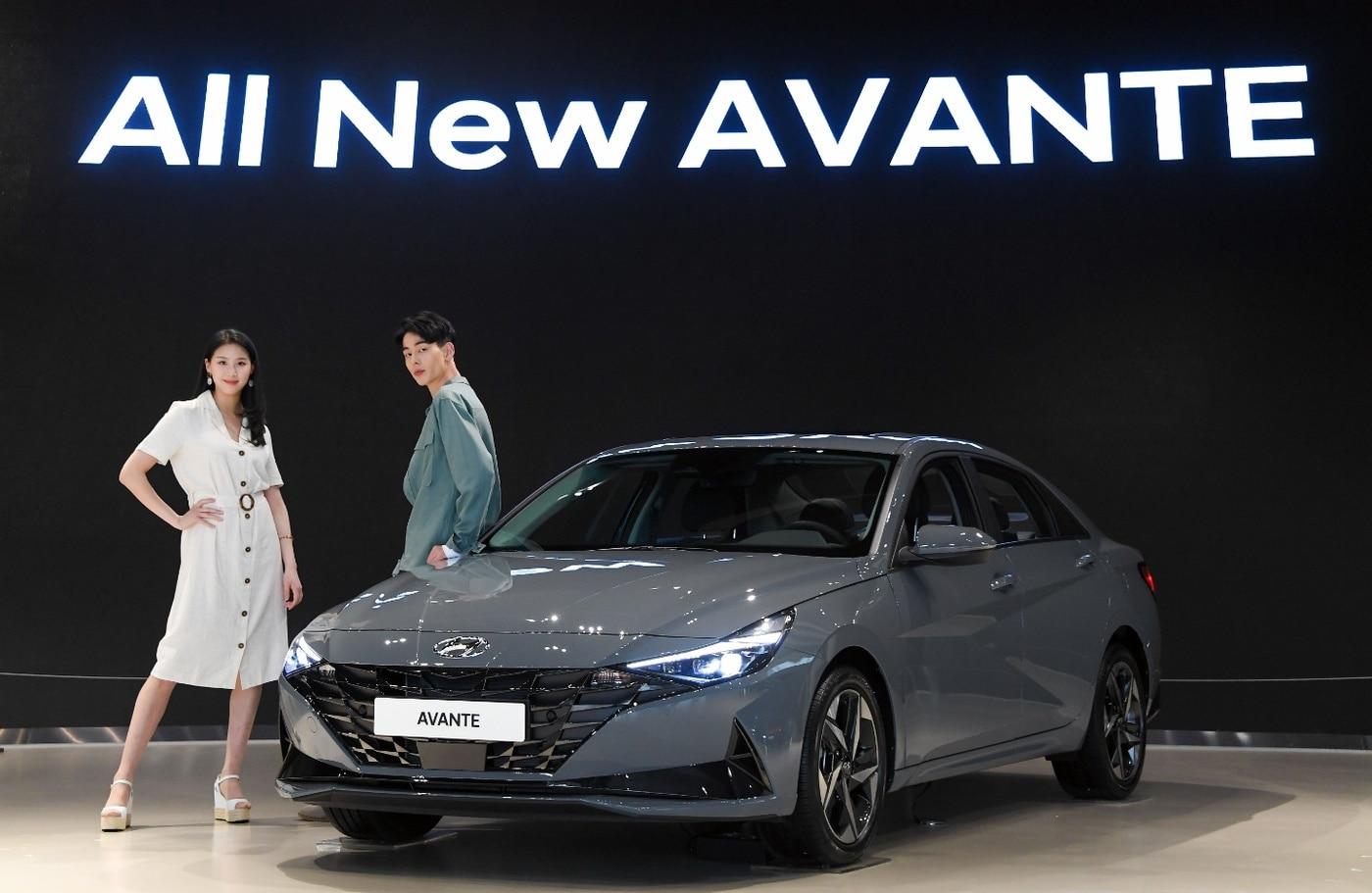 본문 이미지 - 올 뉴 아반떼가 7일 국내에 정식 출시됐다. (현대차 제공)ⓒ 뉴스1