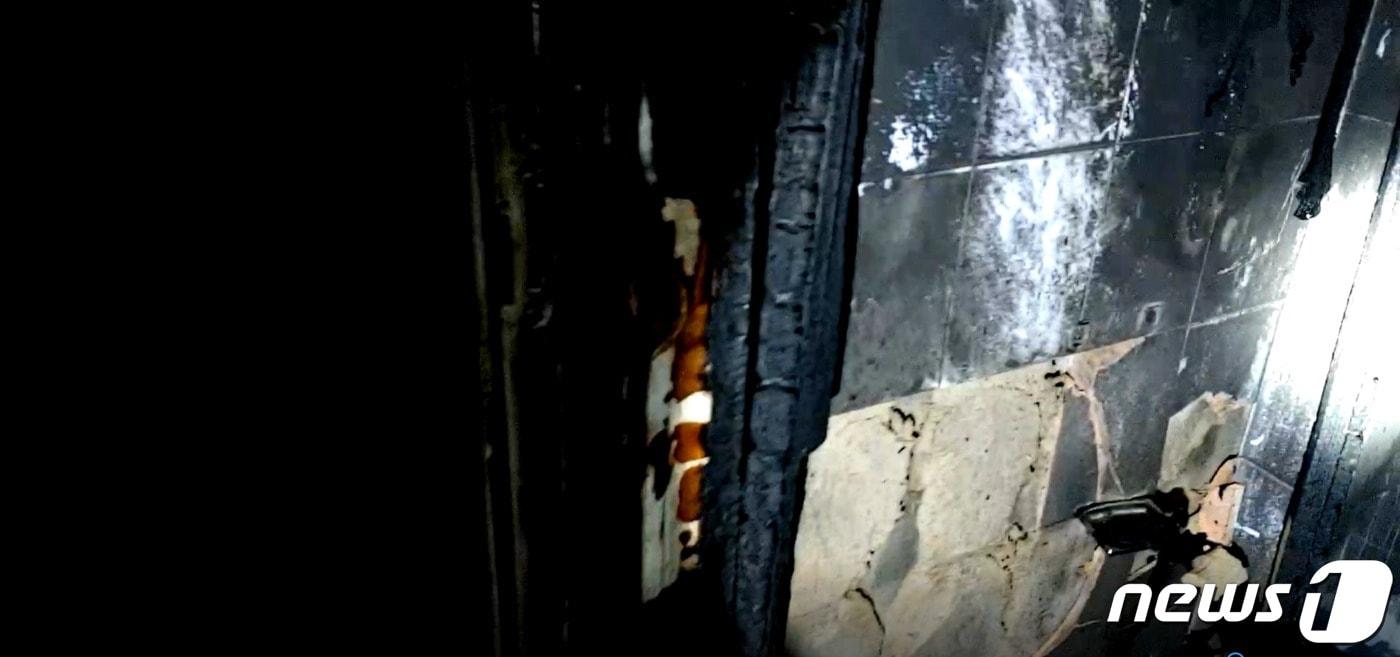 본문 이미지 - 서울 서대문구 창천동 화재현장(서울 서대문소방서 제공)/뉴스1