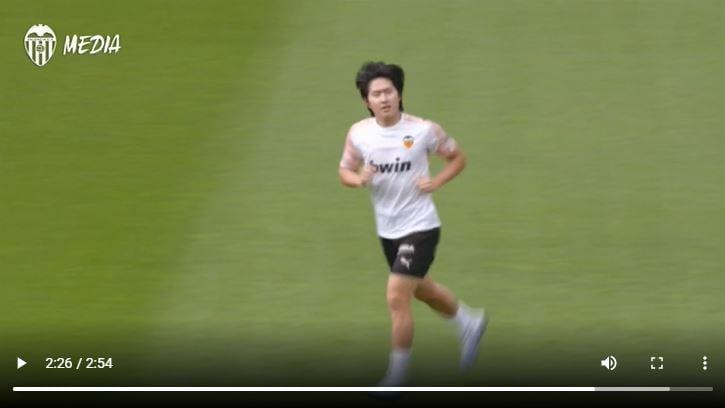 본문 이미지 - 이강인의 소속팀 발렌시아가 훈련을 재개했다. (발렌시아 홈페이지) ⓒ 뉴스1