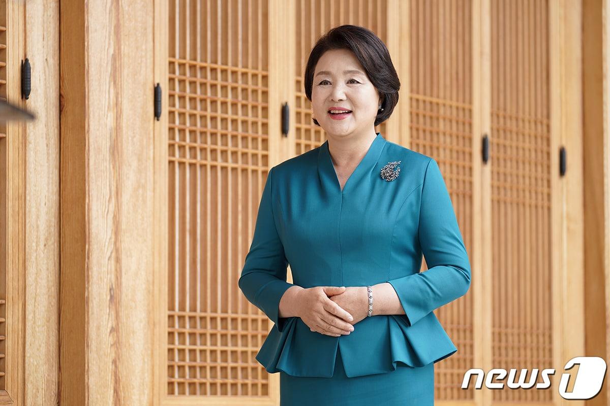 본문 이미지 - 문재인 대통령 부인 김정숙 여사. (청와대 제공) /뉴스1