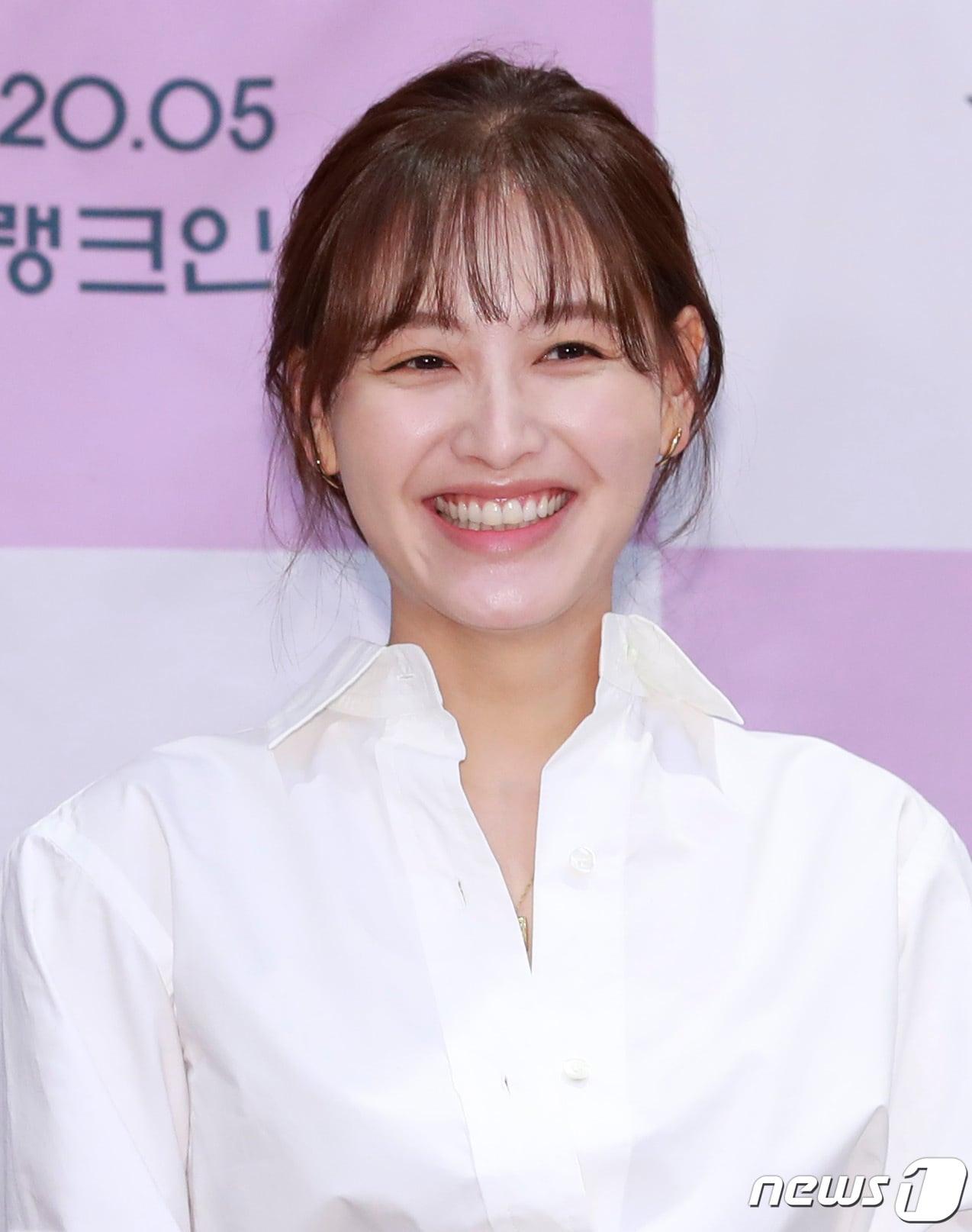 본문 이미지 - 배우 김재경 2020.5.7/뉴스1 ⓒ News1 권현진 기자