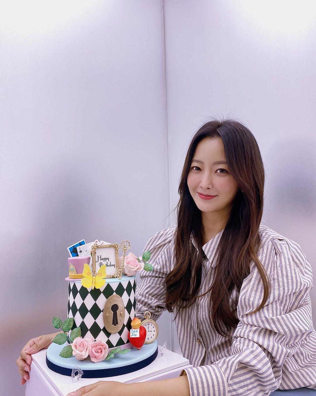 본문 이미지 - 김희선 인스타그램 ⓒ 뉴스1