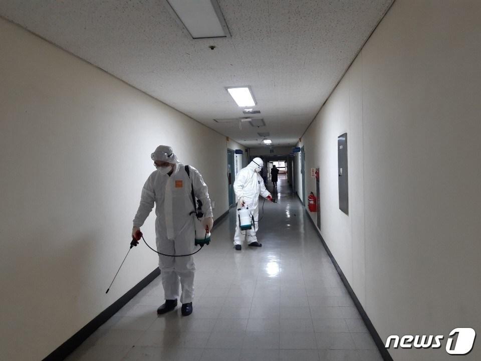 본문 이미지 - 방역 소독 ⓒ 뉴스1