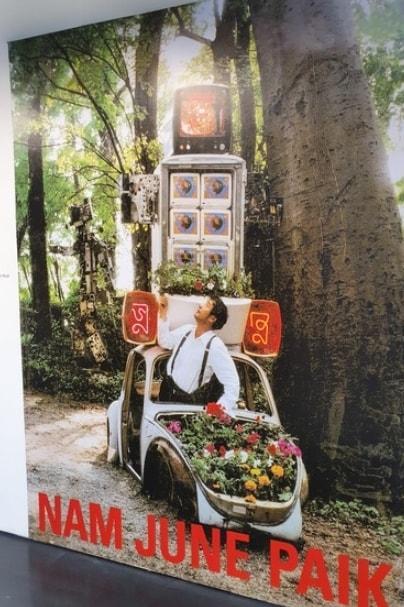 본문 이미지 - 1993 베네치아 비엔날레에 전시된 '마르코 폴로' 포스터. 조성관 작가