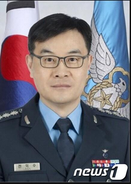 본문 이미지 - 전익수 공군본부 법무실장(대령). ⓒ 뉴스1