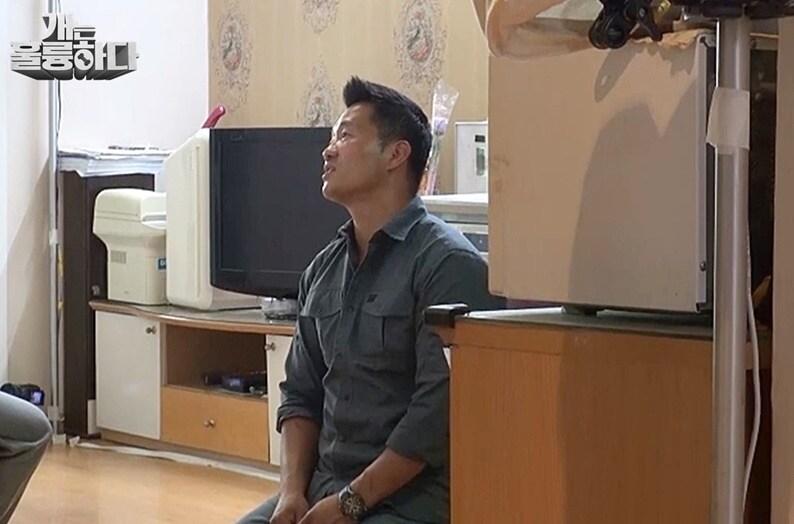 본문 이미지 - 훈련사 강형욱. 사진 KBS '개는 훌륭하다' ⓒ 뉴스1