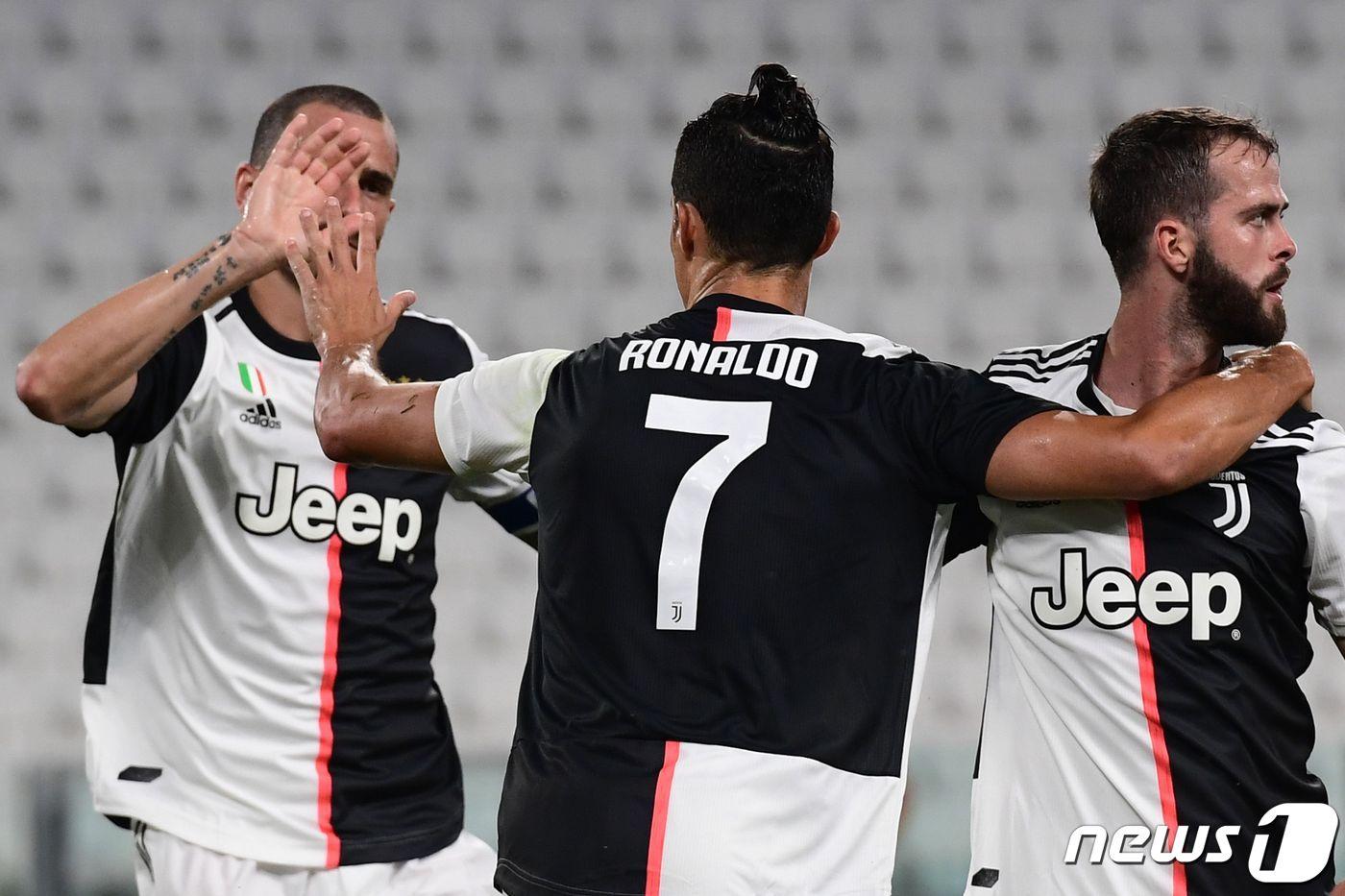 호날두가 1골2도움으로 맹활약한 유벤투스가 세리에A 선두를 질주했다.  ⓒ AFP=뉴스1