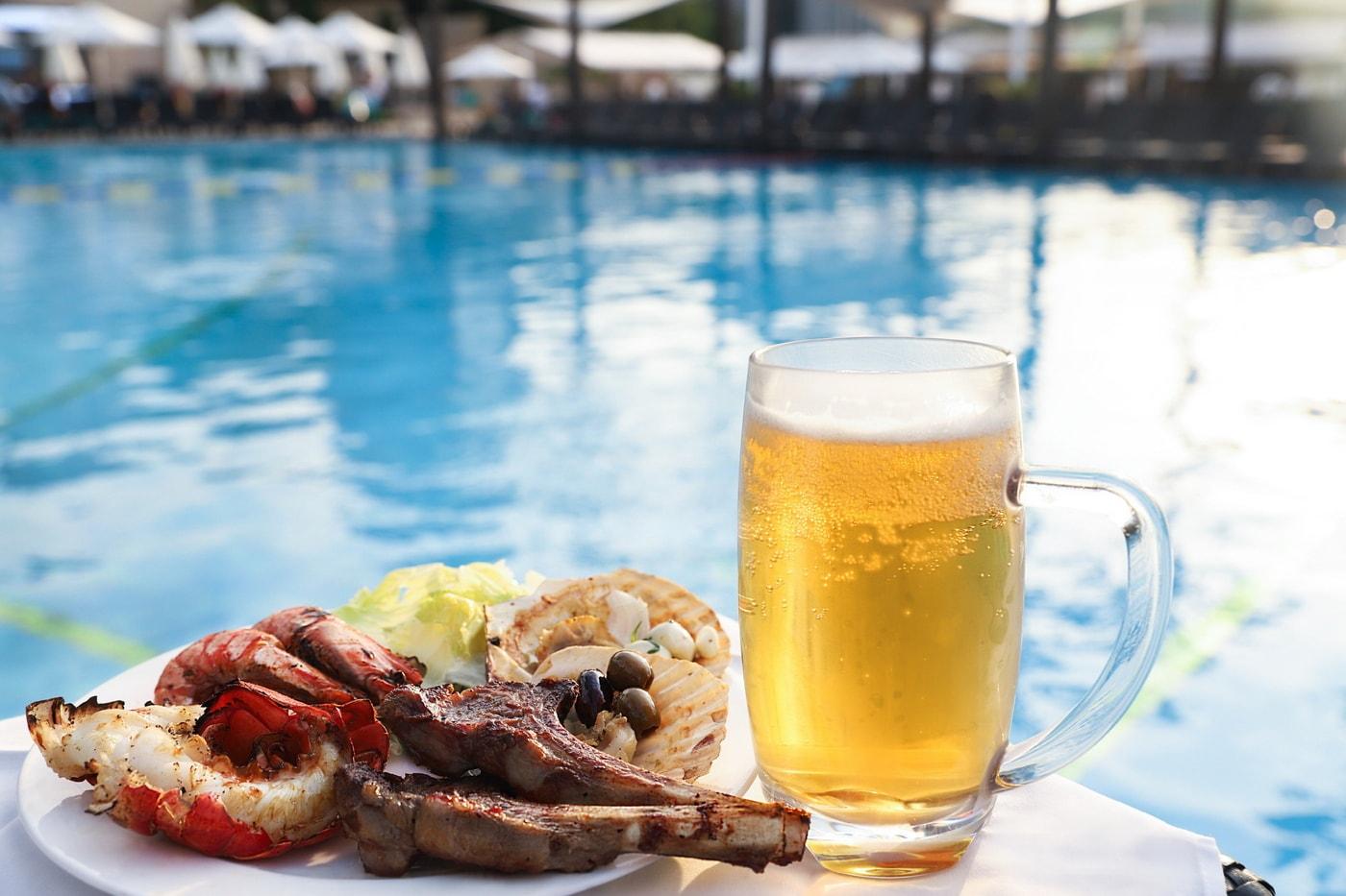 본문 이미지 - 반얀트리 서울, '오아시스 풀사이드 바비큐 패키지' 선보여