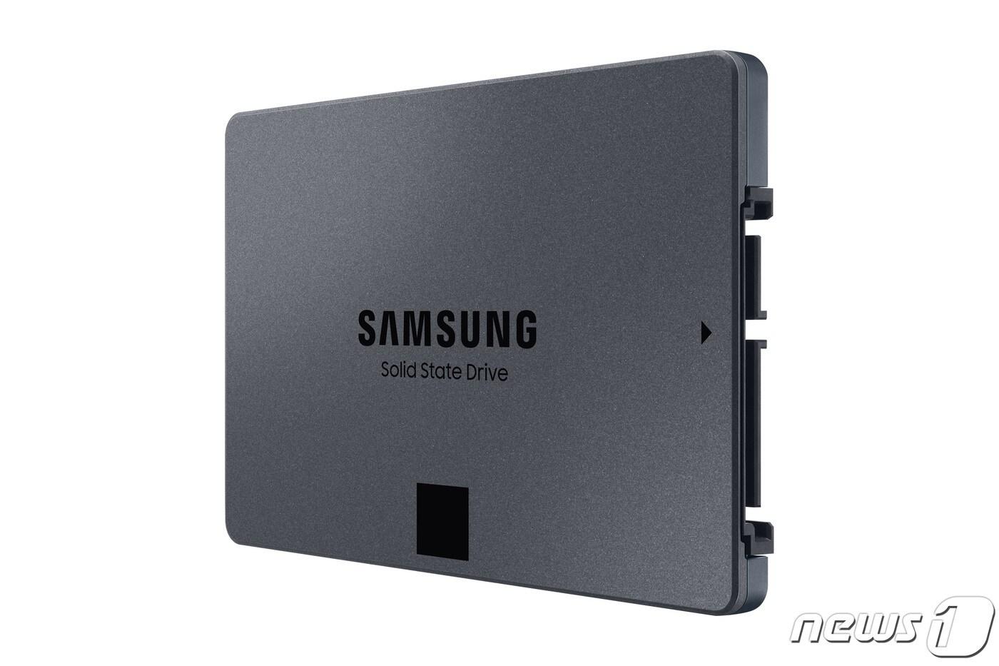 SSD 수출 50억달러 돌파…반년만에 지난해 실적 추월 - 뉴스1