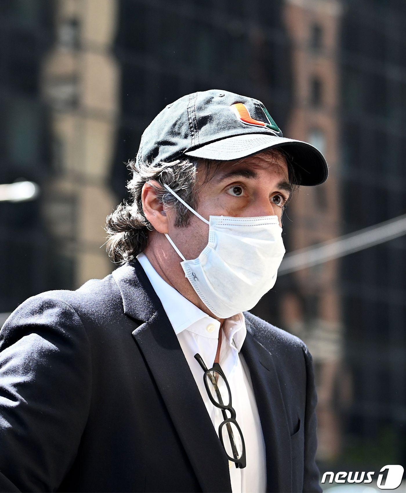 본문 이미지 - 2006~18년 도널드 트럼프 미국 대통령의 개인 변호사로 활동했던 마이클 코언 <자료사진> ⓒ AFP=뉴스1