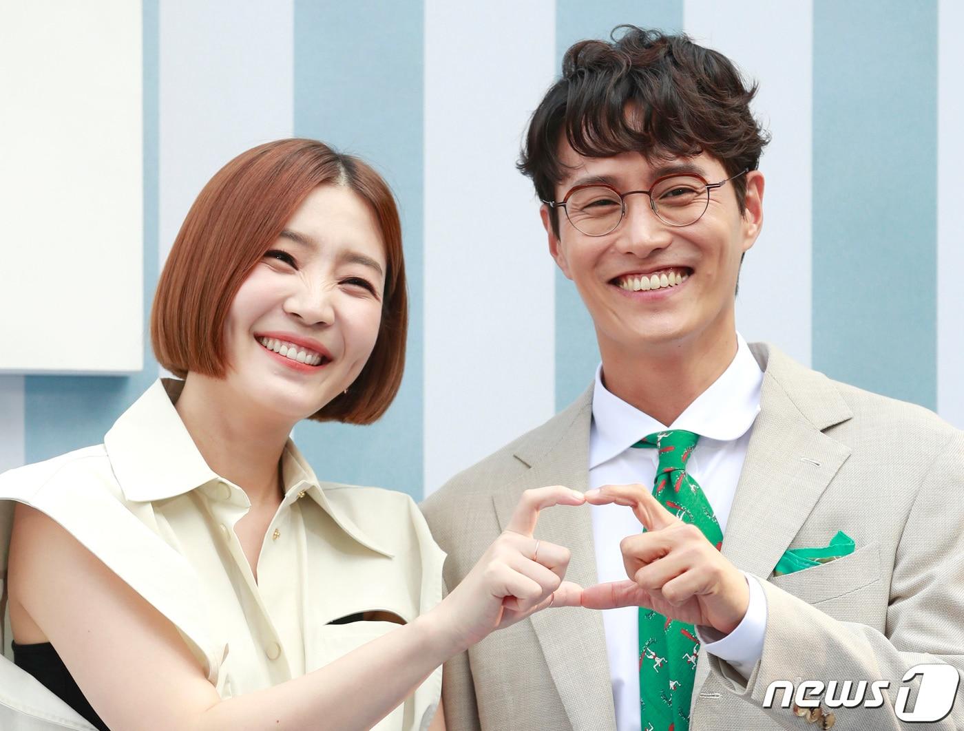 본문 이미지 - 배우 신다은과 디자이너 임성빈 부부/뉴스1 ⓒ News1 권현진 기자