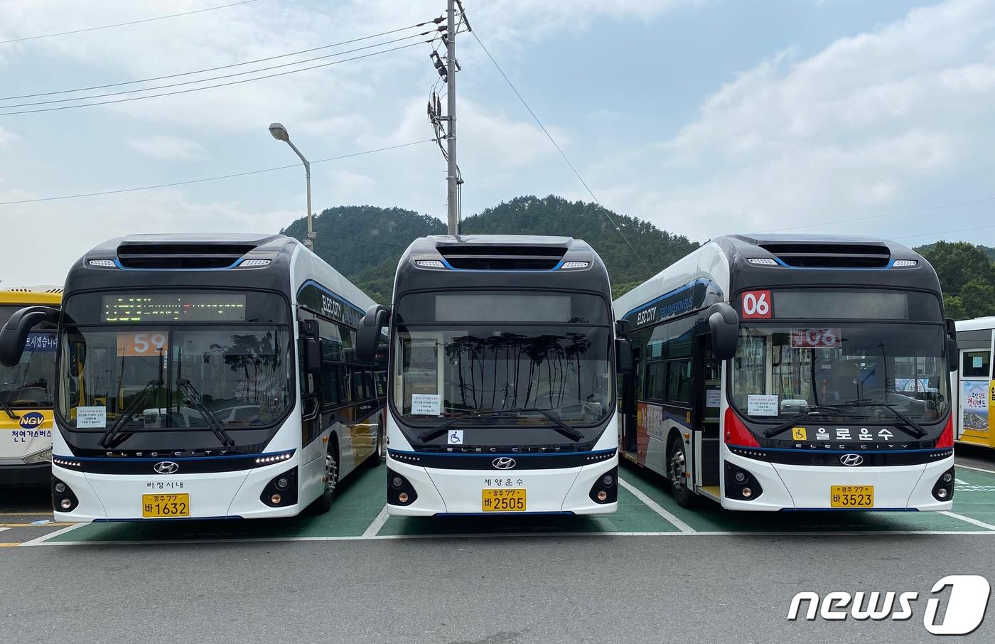 본문 이미지 - 광주시 전기시내버스 모습. 뉴스1 DB