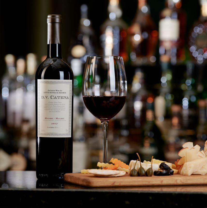 본문 이미지 - 롯데호텔의 시그니처 와인 'DV 까테나 말벡'ⓒ 뉴스1(롯데호텔 제공)