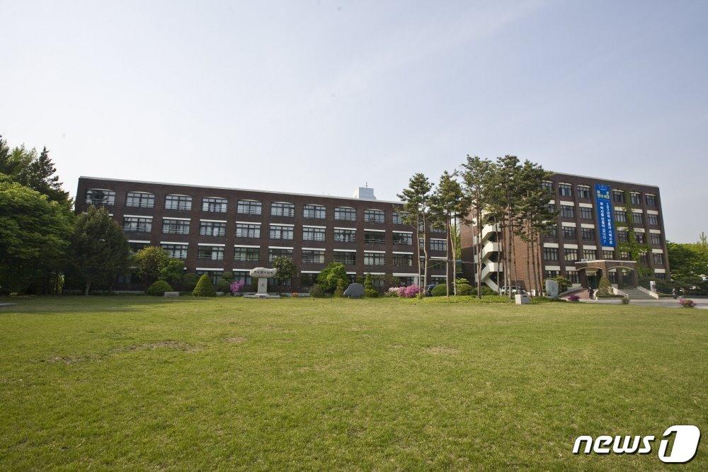 본문 이미지 - 서울 강남구 휘문고등학교.(휘문고등학교 제공)ⓒ 뉴스1
