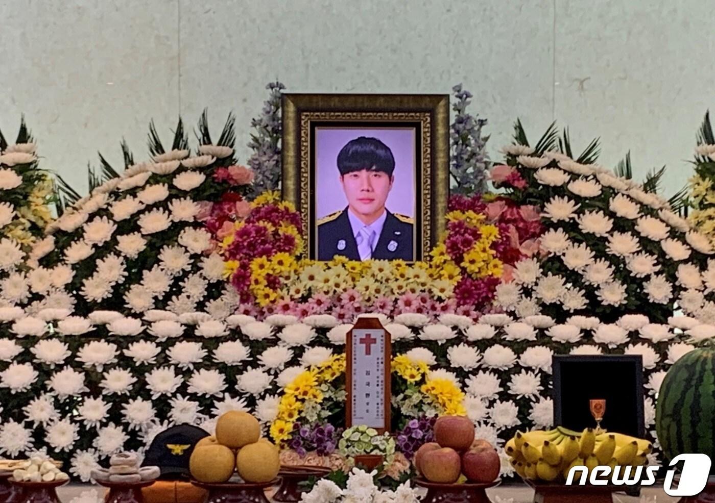 순직 소방관 김국환 소방교의 빈소.(전남소방본부 제공)/뉴스1 ⓒ News1