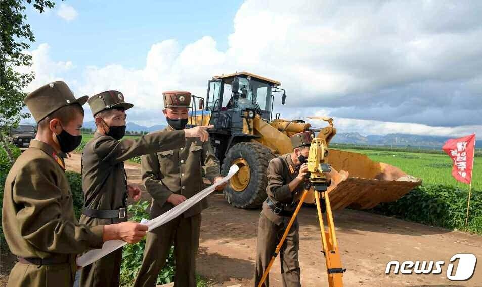 본문 이미지 - (평양 노동신문=뉴스1) = 자료사진.[국내에서만 사용가능. 재배포 금지. DB 금지. For Use Only in the Republic of Korea. Redistribution Prohibited] rodongphoto@news1.kr