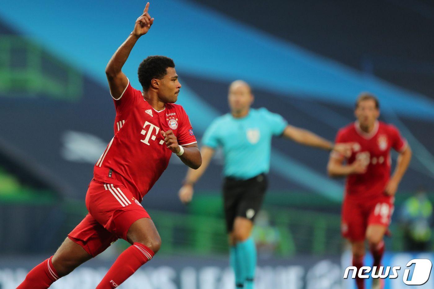 본문 이미지 - 바이에른 뮌헨의 UCL 결승 진출을 이끈 그나브리 ⓒ AFP=뉴스1