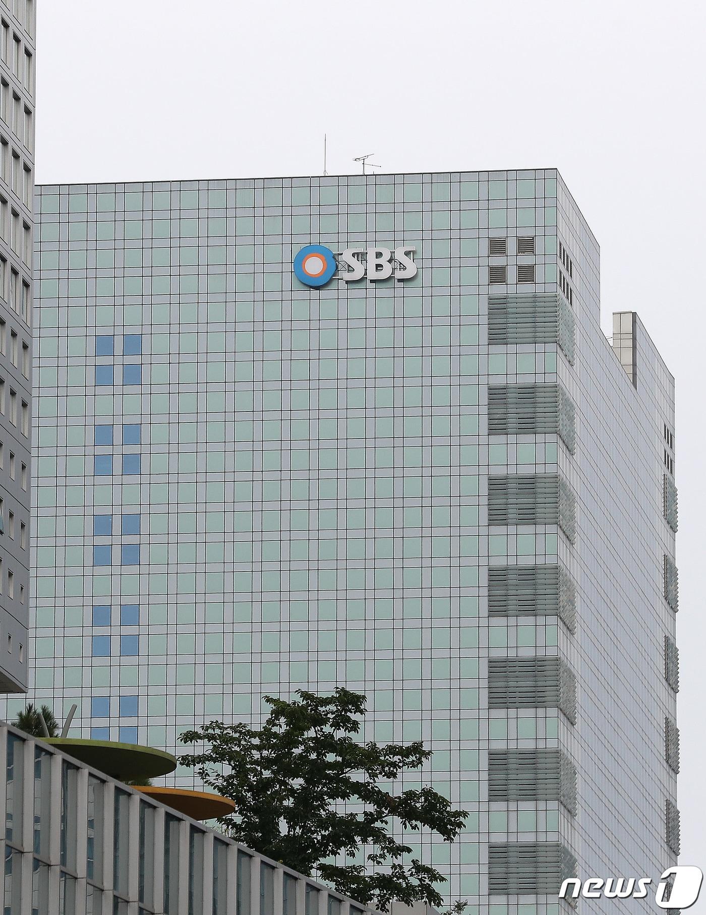 본문 이미지 - 서울시 마포구 상암동 SBS 프리즘타워 전경./뉴스1 ⓒ News1 김진환 기자