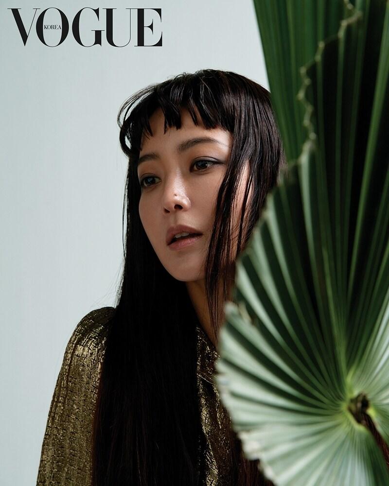 본문 이미지 - 배우 김희선/ 사진제공=보그 코리아 ⓒ 뉴스1