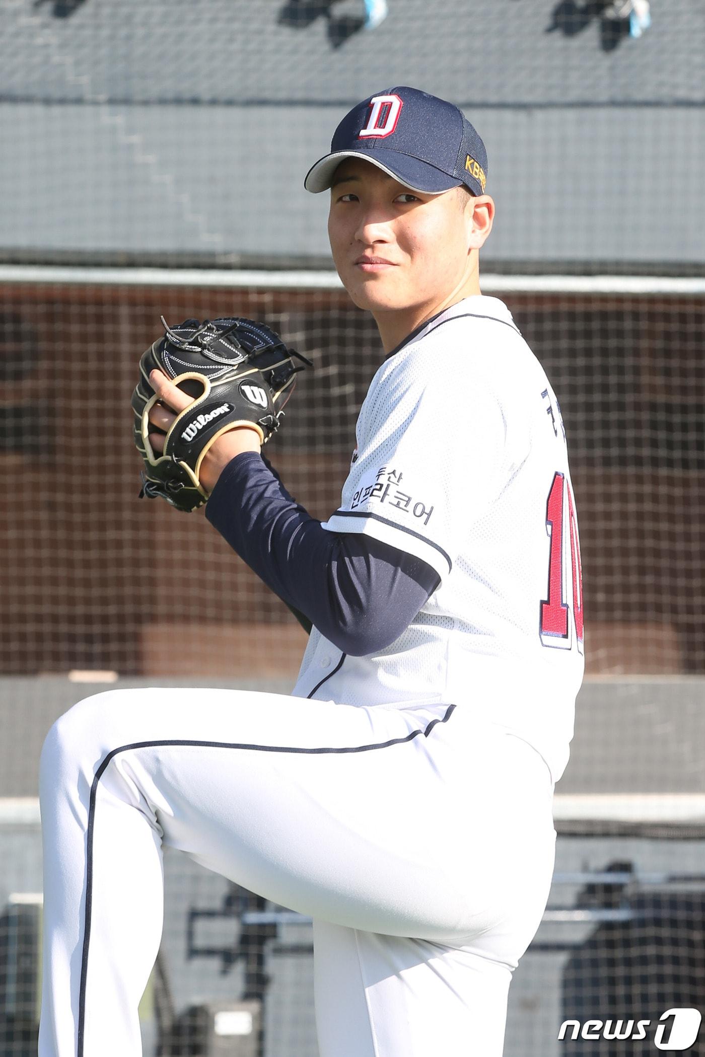 본문 이미지 - 두산 베어스에 육성선수로 입단해 성공적인 1군 데뷔전을 치른 권휘. (두산 베어스 제공) ⓒ 뉴스1