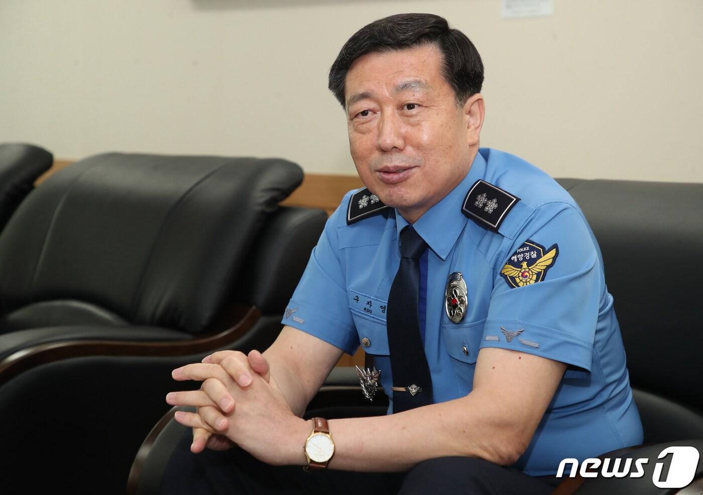 본문 이미지 - 구자영 남해해경청장이 26일 부산 동구 남해지방해양경찰청 5층에서 뉴스1과 인터뷰를 하고 있다. 2020.8.26/뉴스1 ⓒ News1 여주연 기자