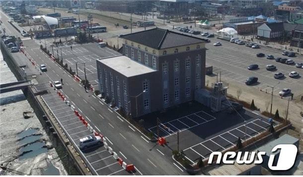본문 이미지 - 행안부 주관 '재해위험지역 정비사업'우수사례 공모' 에서 최우수상에 선정된 군산 내항 재해위험지구.(전북도 제공)2020.8.4/ⓒ 뉴스1