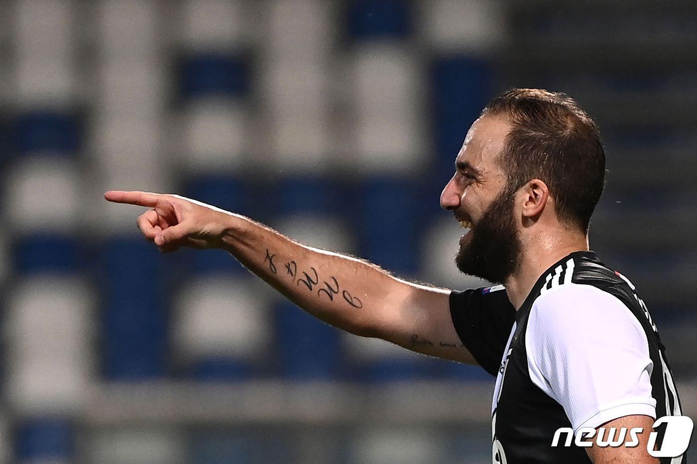 유벤투스의 이과인이 MLS 인터 마이애미에서 새 출발한다. 베컴이 구단주인 클럽이다. ⓒ AFP=뉴스1