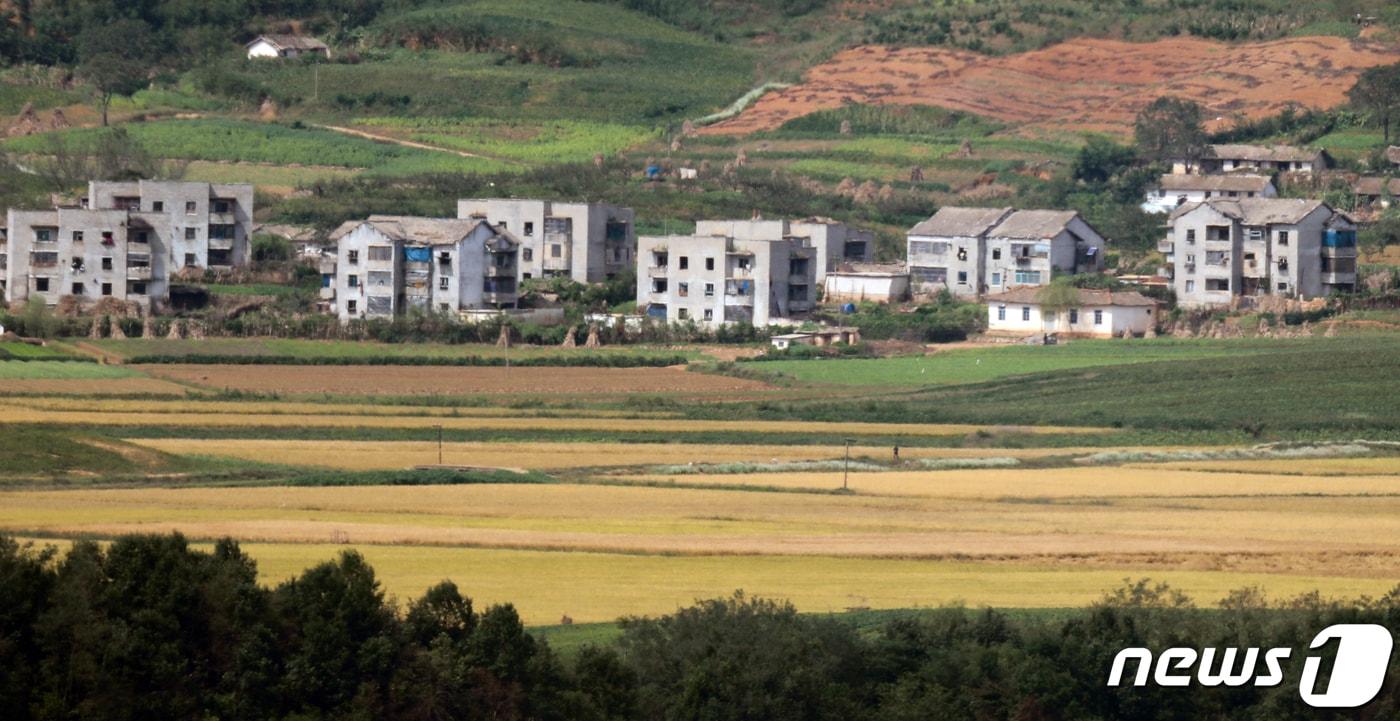 23일 경기도 파주 접경지역에서 바라본 북한 개풍군 지역.2020.9.23/뉴스1 ⓒ News1 김명섭 기자