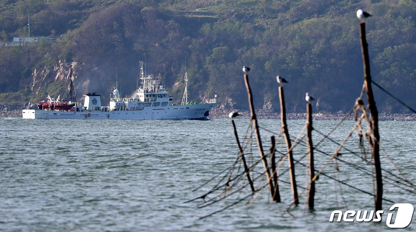 북측 총격을 맞고 숨진 해양수산부 서해어업관리단 공무원이 탑승한 어업지도선 ‘무궁화 10호’ /뉴스1 ⓒ News1 구윤성 기자