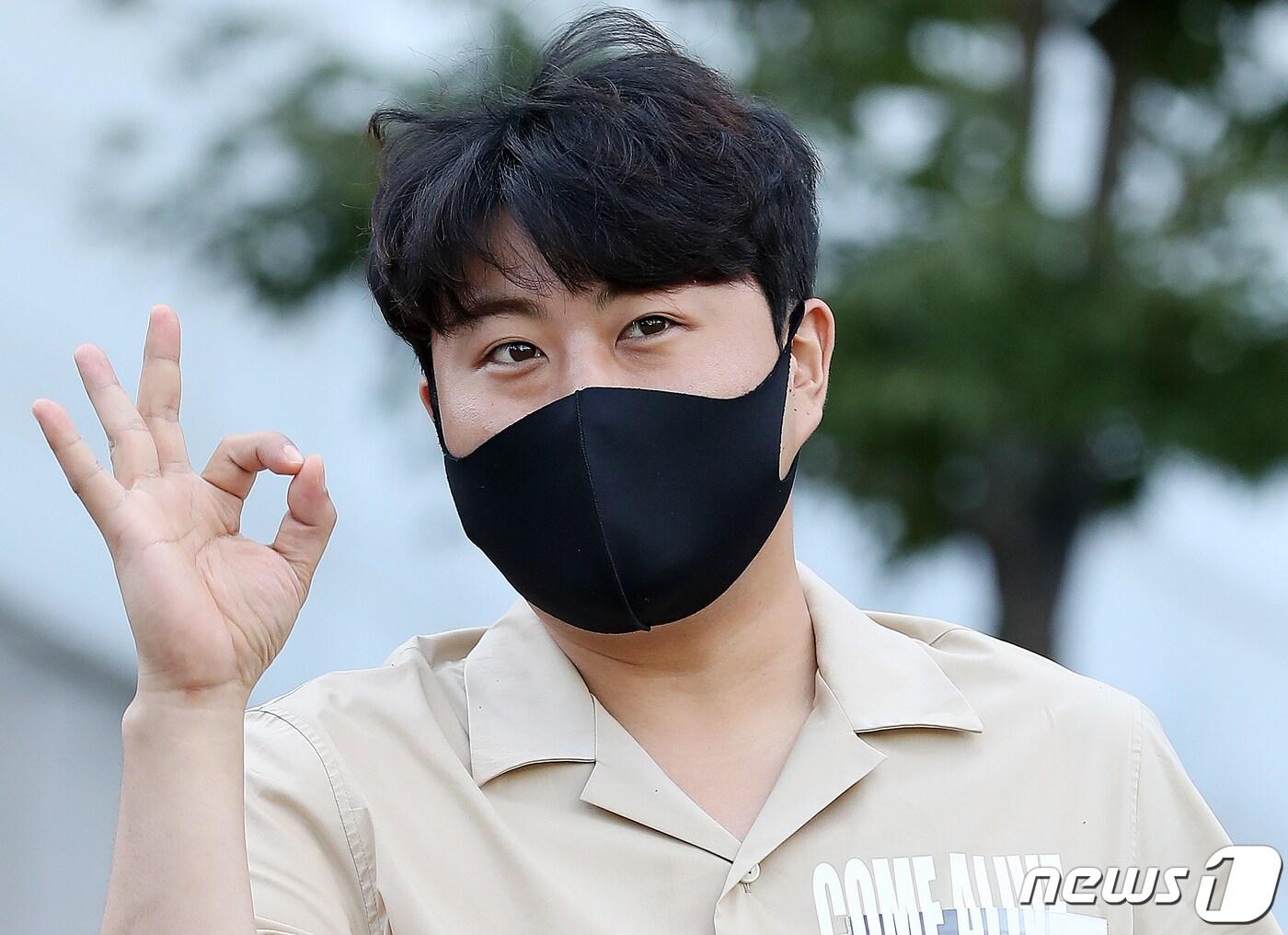 본문 이미지 - 가수 김호중 2020.9.4/ ⓒ News1 