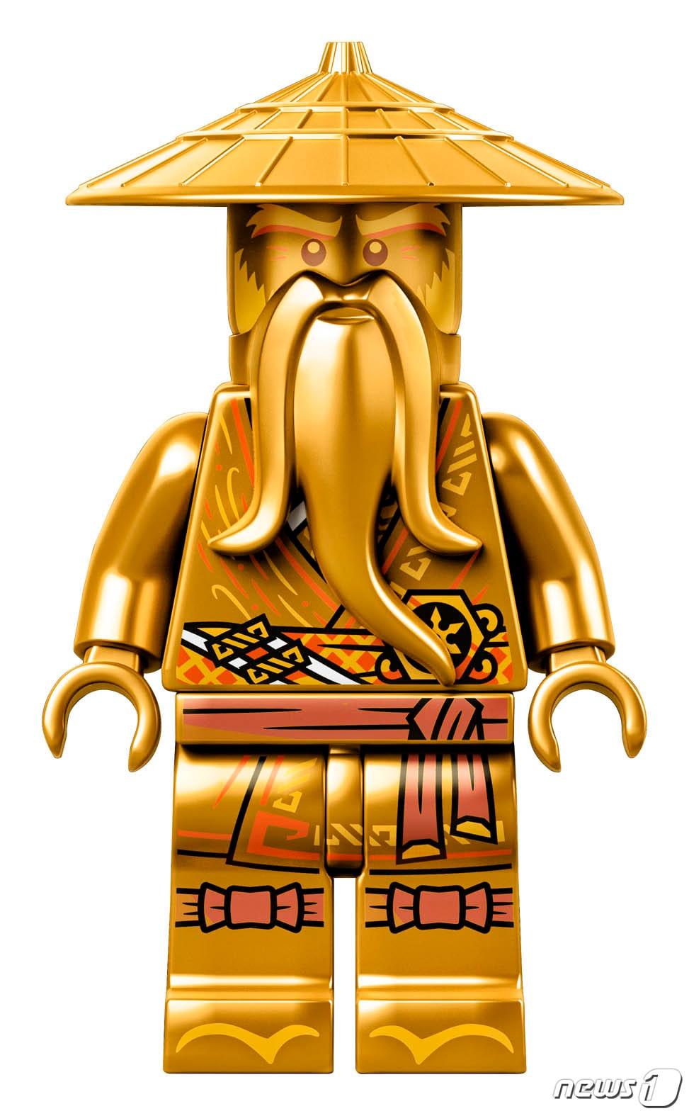 본문 이미지 - 마스터 우 황금 미니피겨 ⓒ 뉴스1