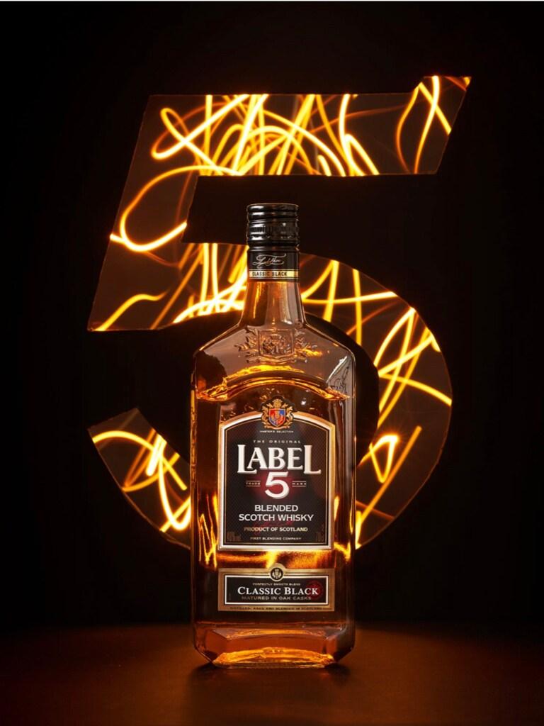 본문 이미지 - 아영FBC , 스카치 위스키 '라벨 파이브' ⓒ 뉴스1