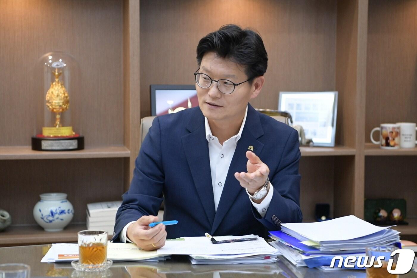 김정섭 공주시장ⓒ 뉴스1