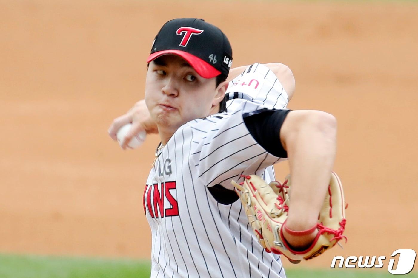 본문 이미지 - LG 트윈스 투수 이민호. 2021.10.11/뉴스1 ⓒ News1 이승배 기자