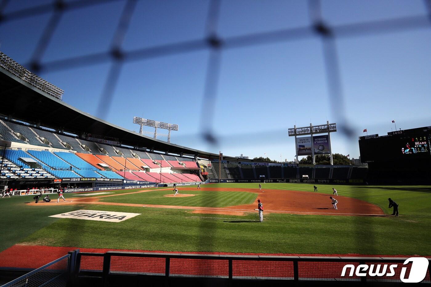 본문 이미지 - 포스트시즌을 일주일 앞두고 한국야구위원회(KBO)가 준비에 한창이다. /뉴스1 ⓒ News1 이재명 기자
