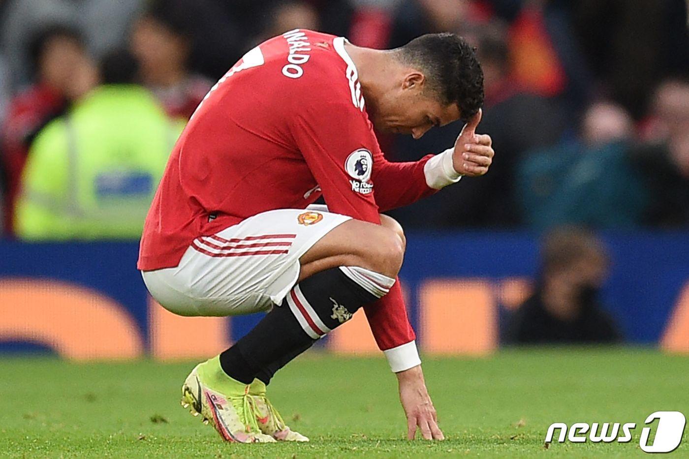 5골 차 대패에 망연자실한 표정의 크리스티아누 호날두. ⓒ AFP=뉴스1