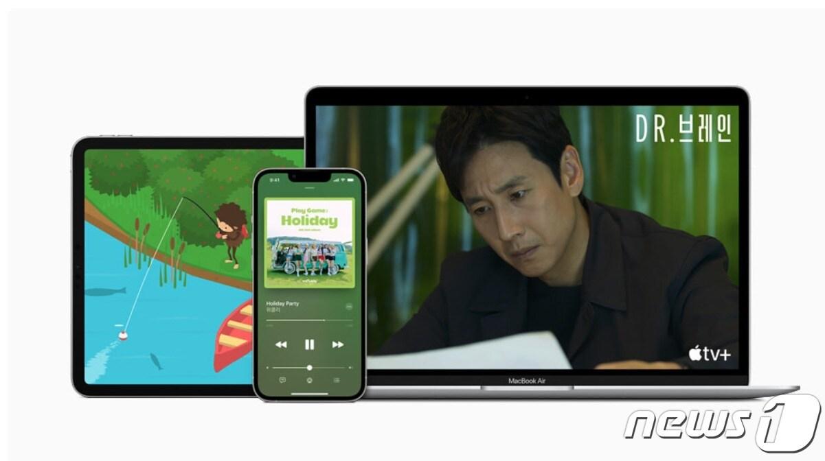 본문 이미지 - 애플이 애플TV+와 애플 뮤직, 애플 아케이드, 아이클라우드+ 등 모든 구독서비스를 하나의 요금제로 이용할 수 있는 '애플 원(Apple One)'을 11월4일 국내 출시한다고 밝혔다. <출처=애플 홈페이지> ⓒ 뉴스1
