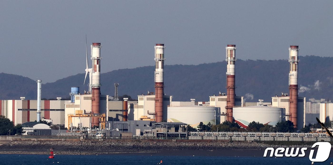 인천 서구 신인천복합화력발전소 모습. 2021.10.27/뉴스1 ⓒ News1 이승배 기자