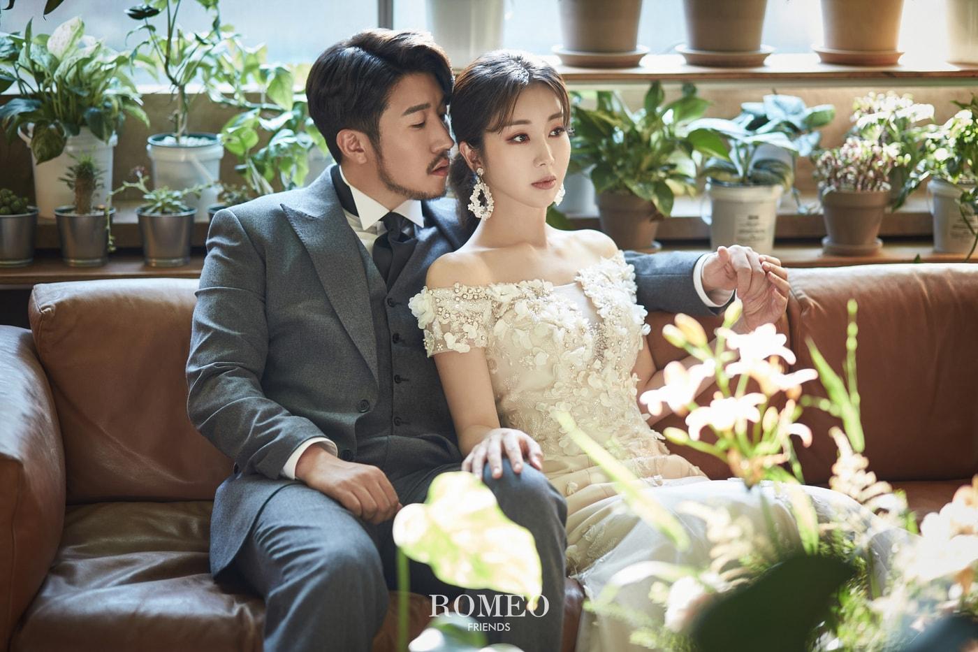 해피메리드컴퍼니, 웨딩디렉터봉드, 로미오프렌즈, 로자스포사, 비안플라워, 스플렌디노, 웨딩미, 모아위, 규중칠우, 정민경스타일리스트 ⓒ 뉴스1