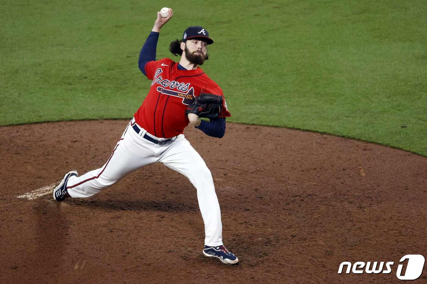 월드시리즈 3차전에서 선발로 나와 5이닝 무실점을 기록한 애틀랜타 이안 앤더슨. ⓒ AFP=뉴스1 