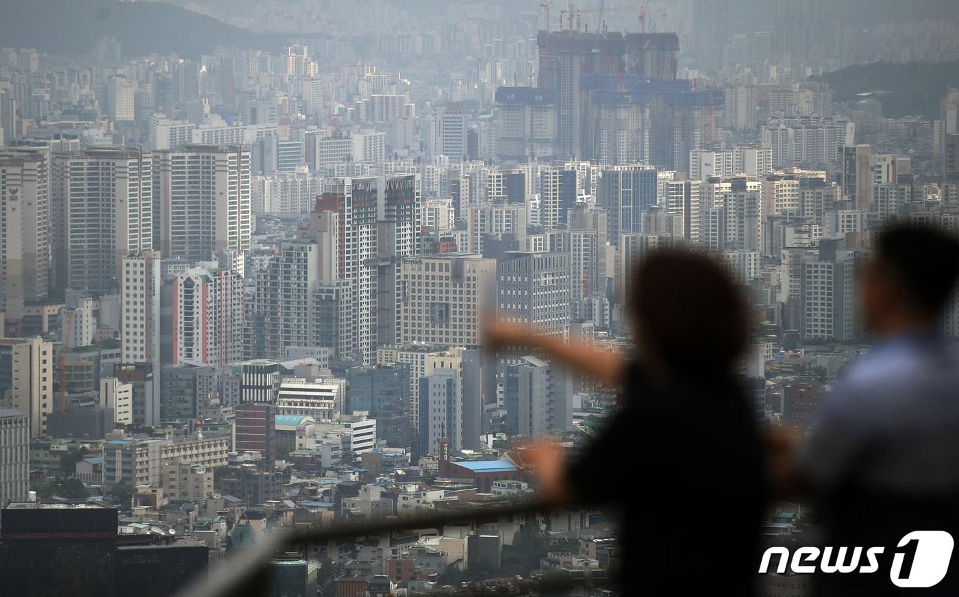 서울 중구 남산N서울타워에서 바라본 서울 아파트 단지 모습. 2021.10.5/뉴스1 ⓒ News1 오대일 기자