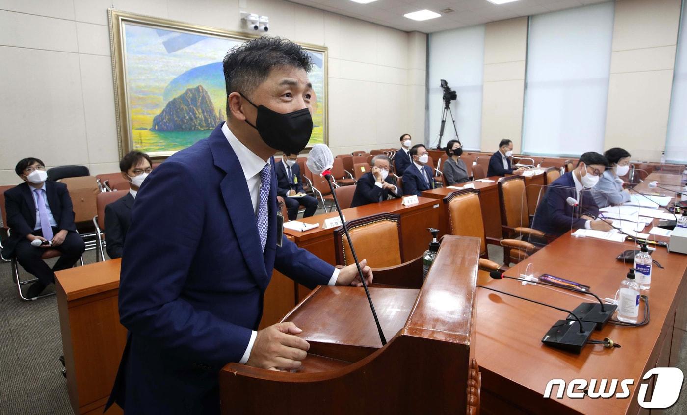 본문 이미지 - 김범수 카카오 의장. 2021.10.5/뉴스1 ⓒ News1 구윤성 기자
