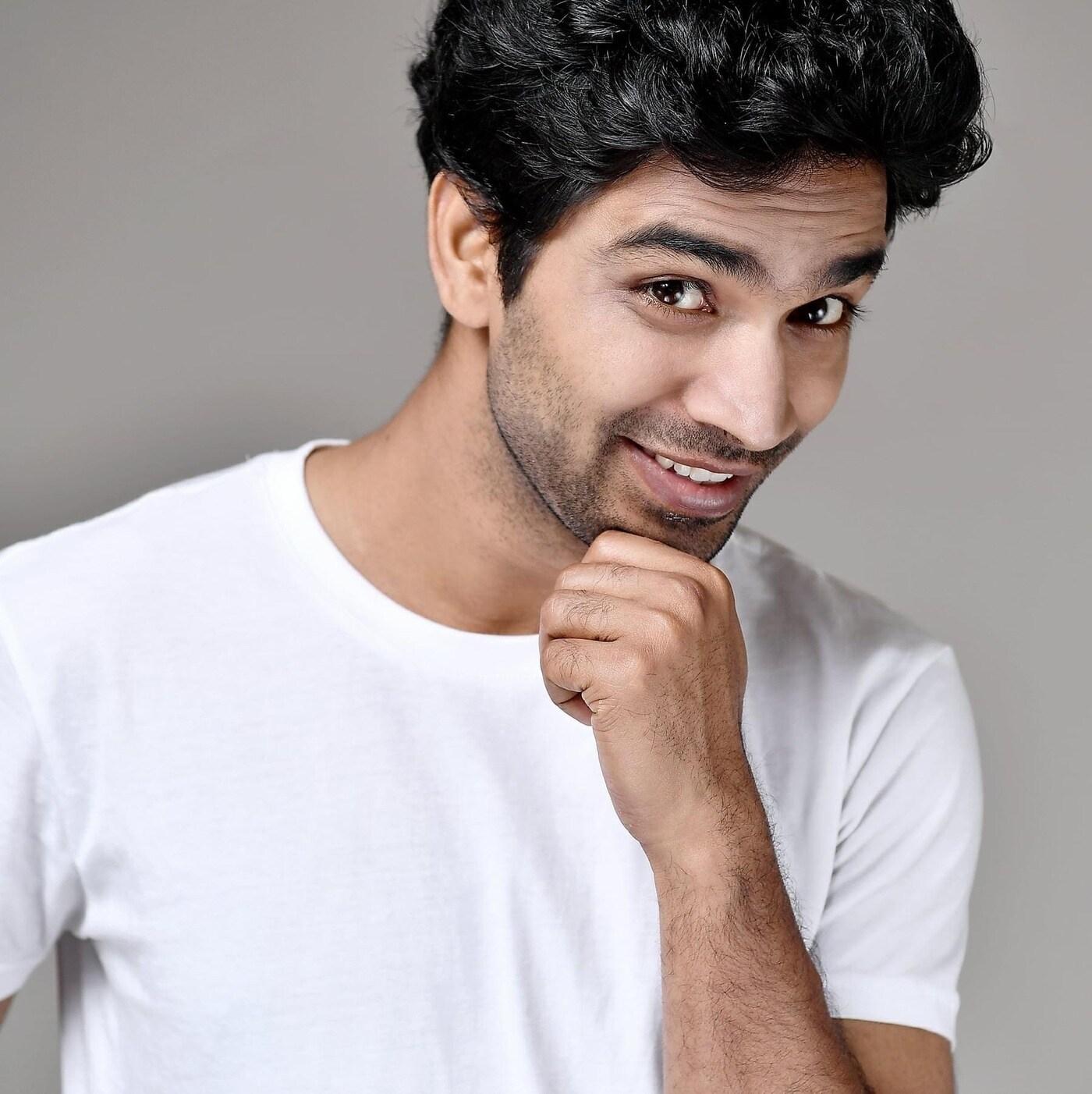 본문 이미지 - 아누팜 트리파티/넷플릭스 제공 ⓒ 뉴스1