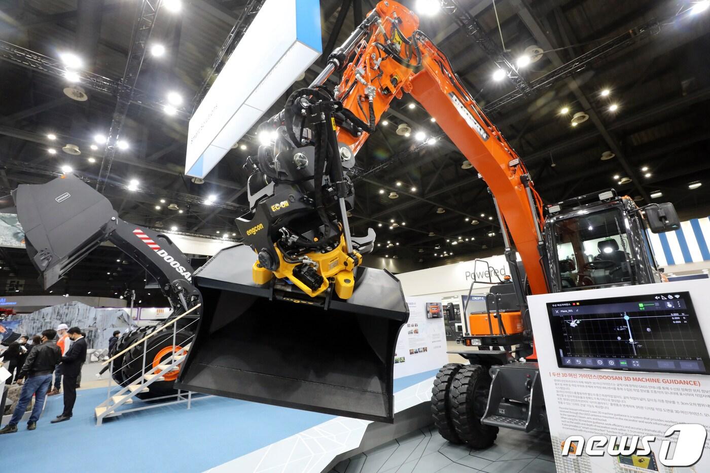 제11회 한국국제건설기계전(자료사진)  2021.11.10/뉴스1 ⓒ News1 황기선 기자